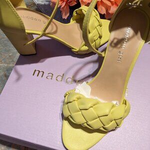 Madden girl (Barbi  Citron ) size 8 light yellow  Braided  sandal.